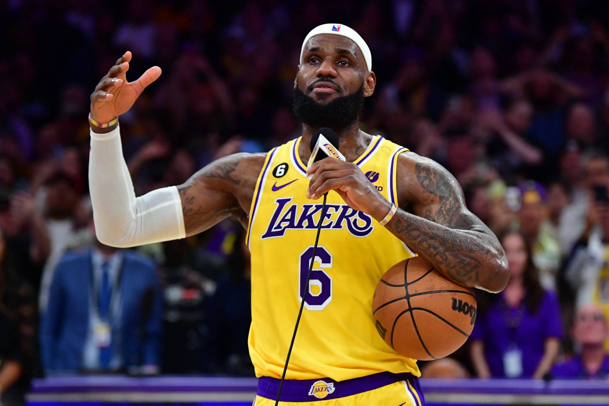 LeBron's Epic Quest and NBA's Unmissable Records: A Season of Thrilling Surprises!