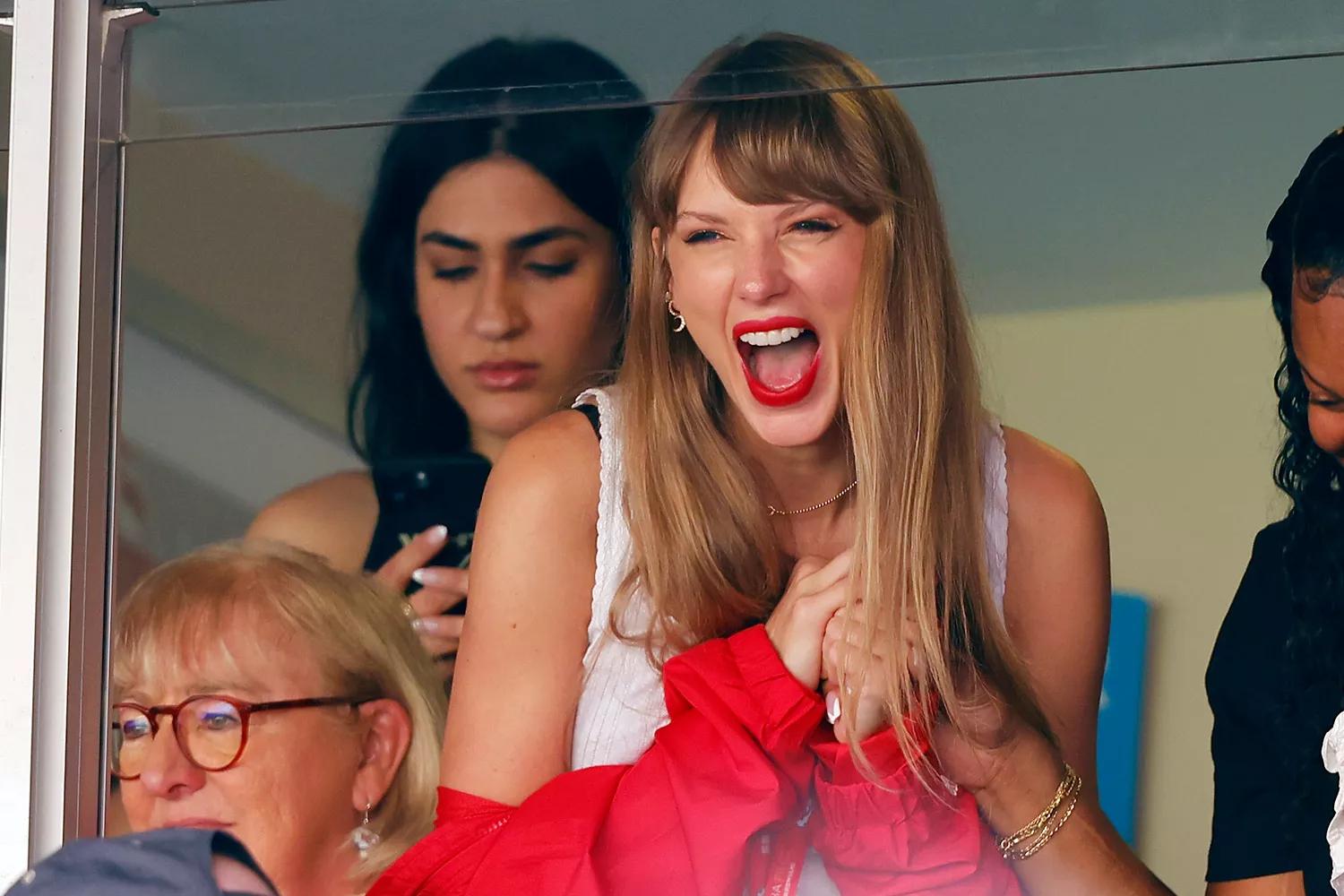 Taylor Swift and Travis Kelce Spark Romance Rumors: Inside Their Cozy Game Day Appearances!