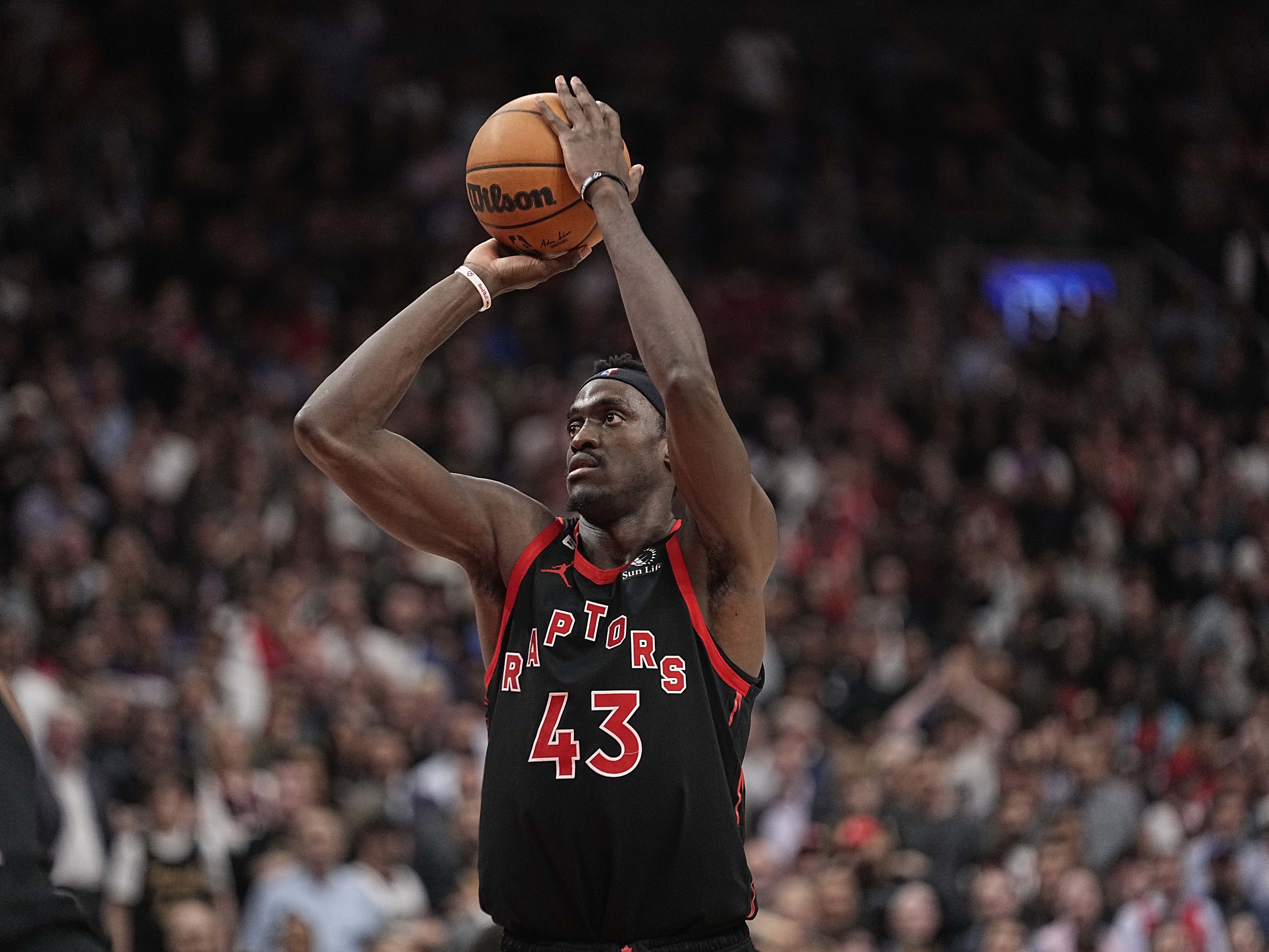 Raptors Trading Pascal Siakam to the Warriors in an Impressive Proposal