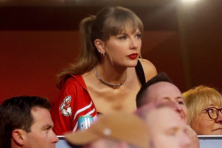 Taylor Swift, Travis Kelce