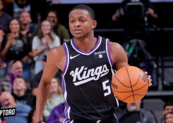 Kings' Star Fox Dazzles in Upset Victory Over Lakers, Outshines NBA Icon LeBron1