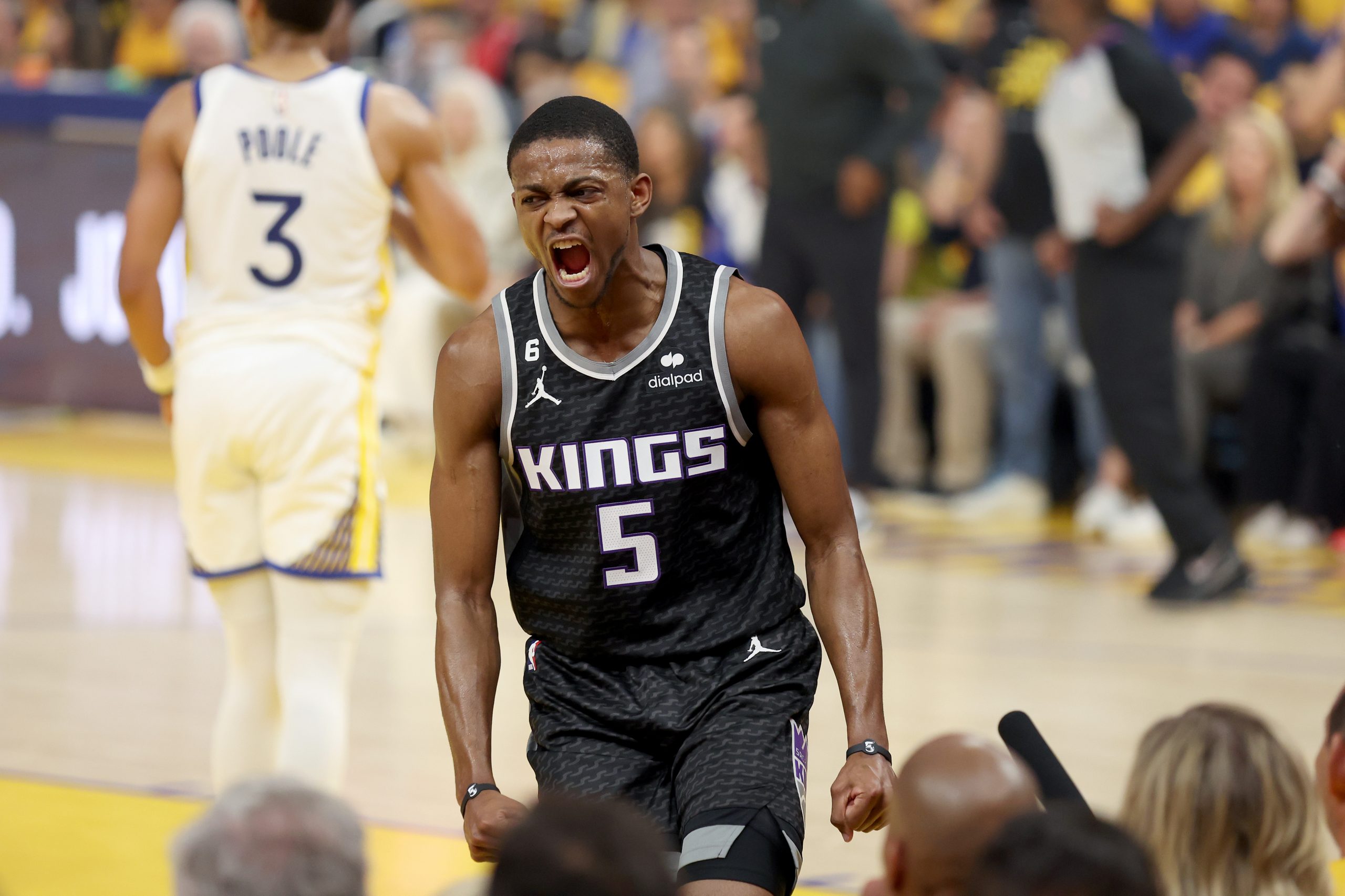 Kings' Star Fox Dazzles in Upset Victory Over Lakers, Outshines NBA Icon LeBron