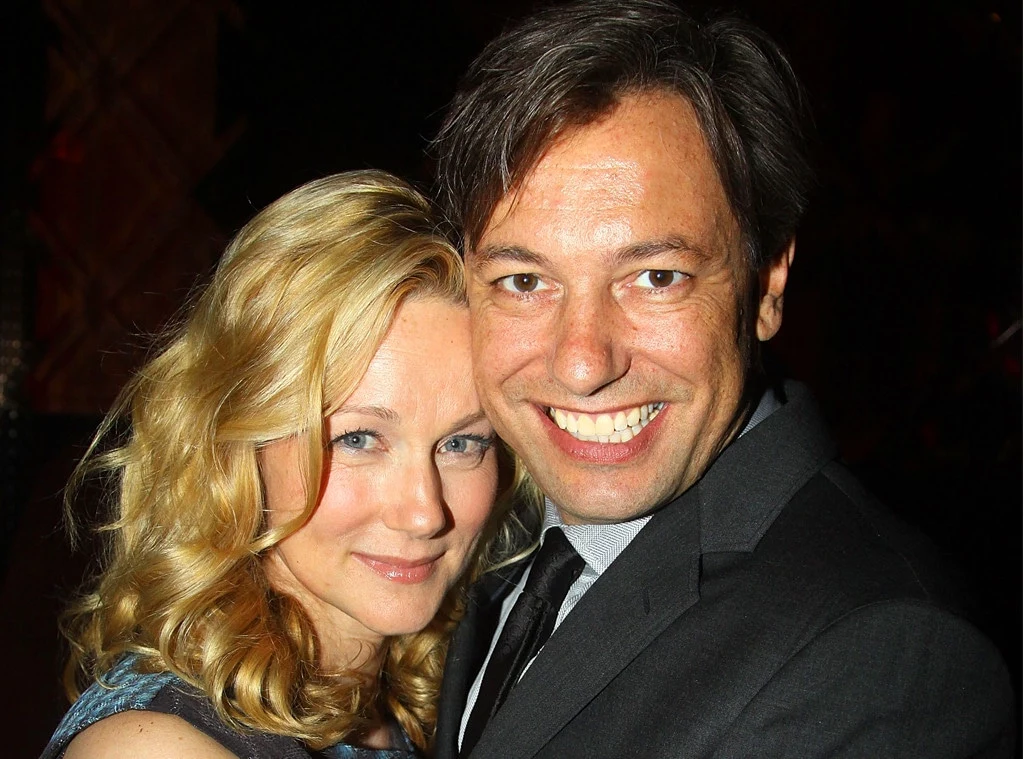Laura Linney husband
