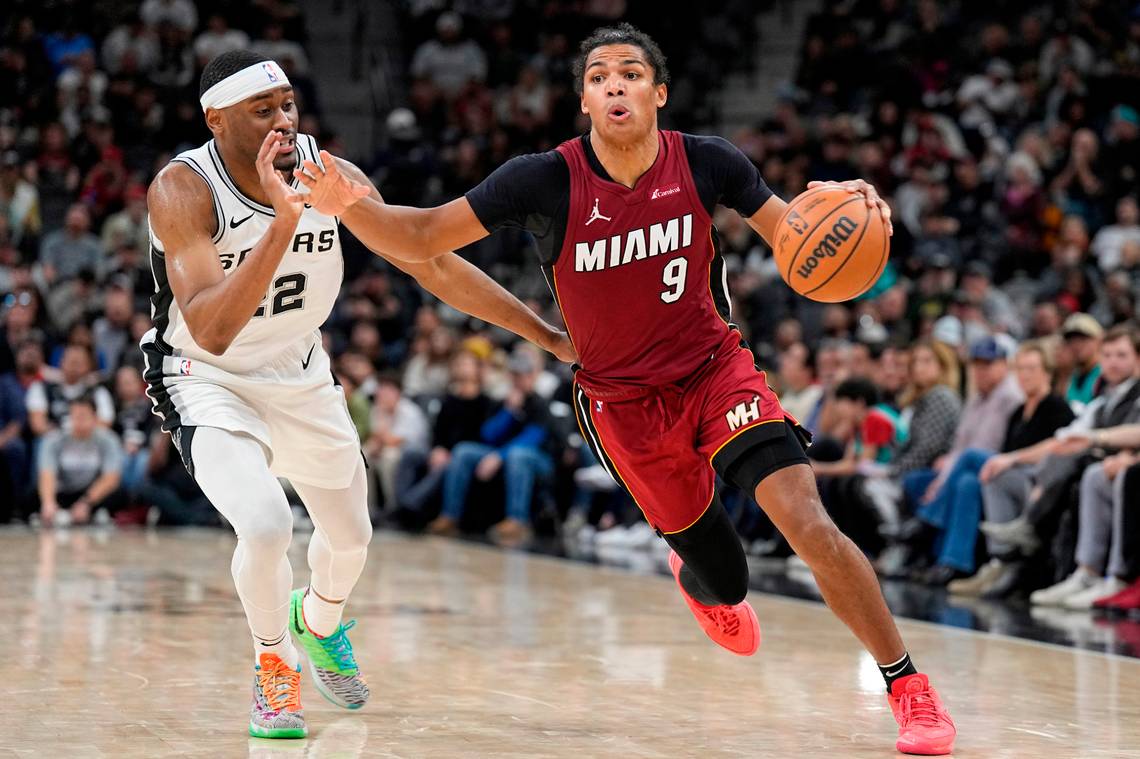 Miami Heat's Offensive Dilemma Navigating the Absence of Tyler Herro