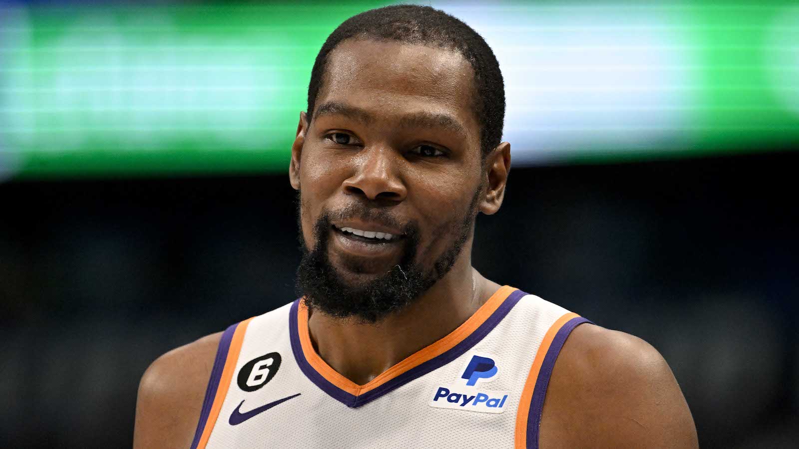 Unraveling the Phoenix Suns' Thrilling Victory Durant's Brilliance and a Controversial Climax