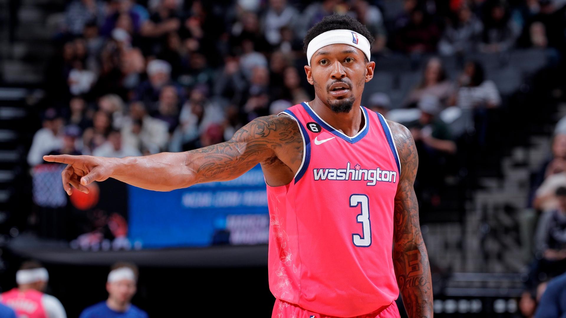 NBA News Is Bradley Beal playing tonight vs Lakers Suns star injury could benefit LeBron James and co.