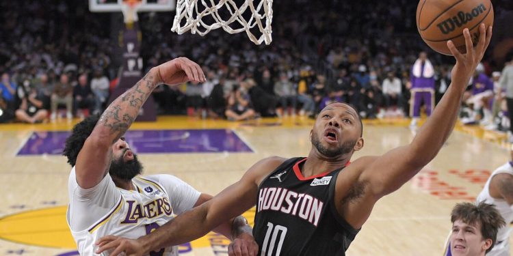 NBA News Is Eric Gordon playing tonight vs Lakers Star guard's knee injury has Phoenix fans concerned