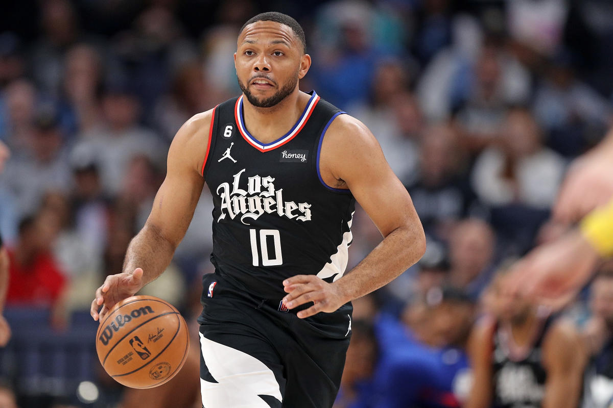 NBA News Is Eric Gordon playing tonight vs Lakers Star guard's knee injury has Phoenix fans concerned