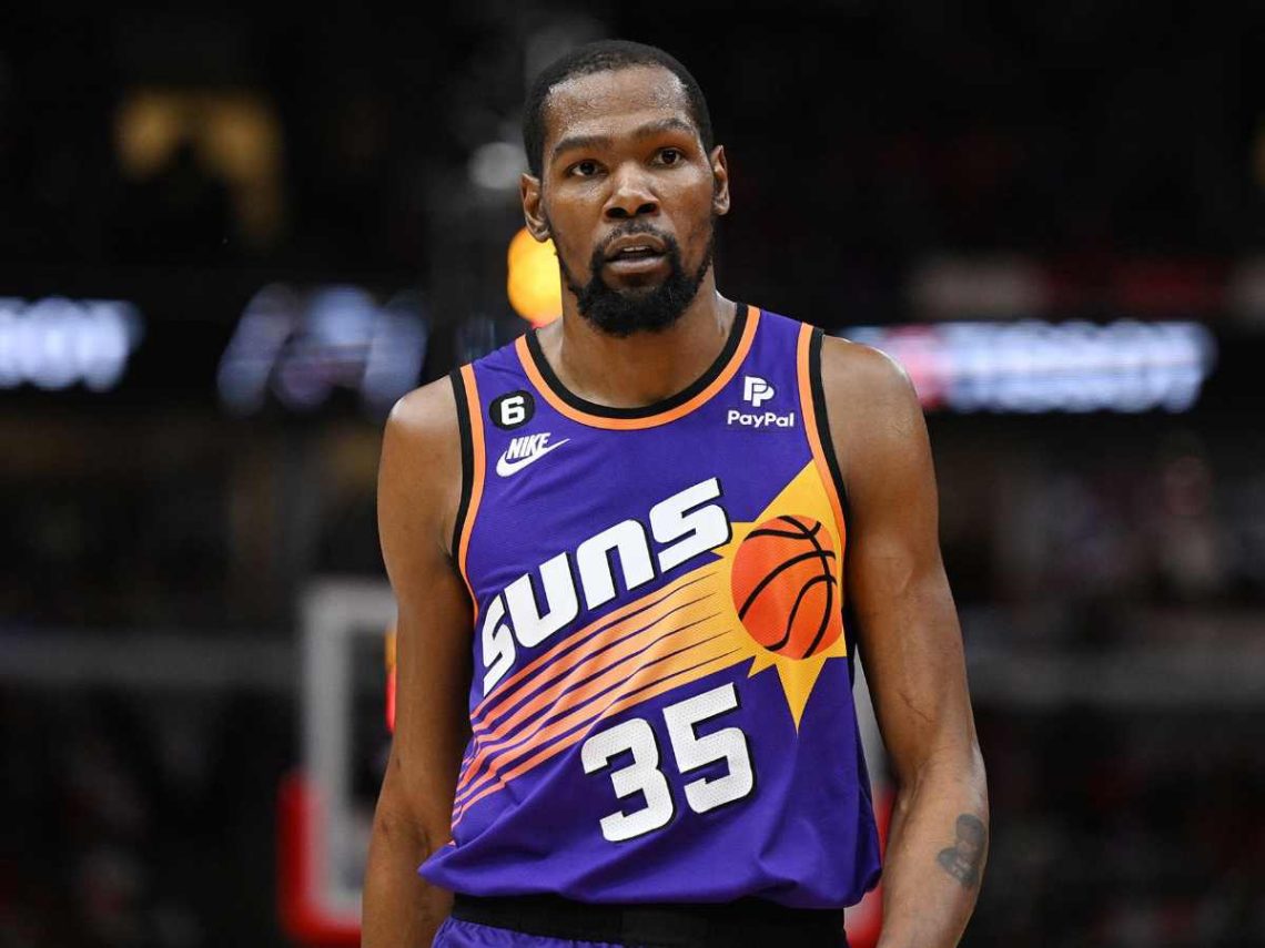 NBA News: 35-Year-Old Kevin Durant Stuns with Game-Changing Performance