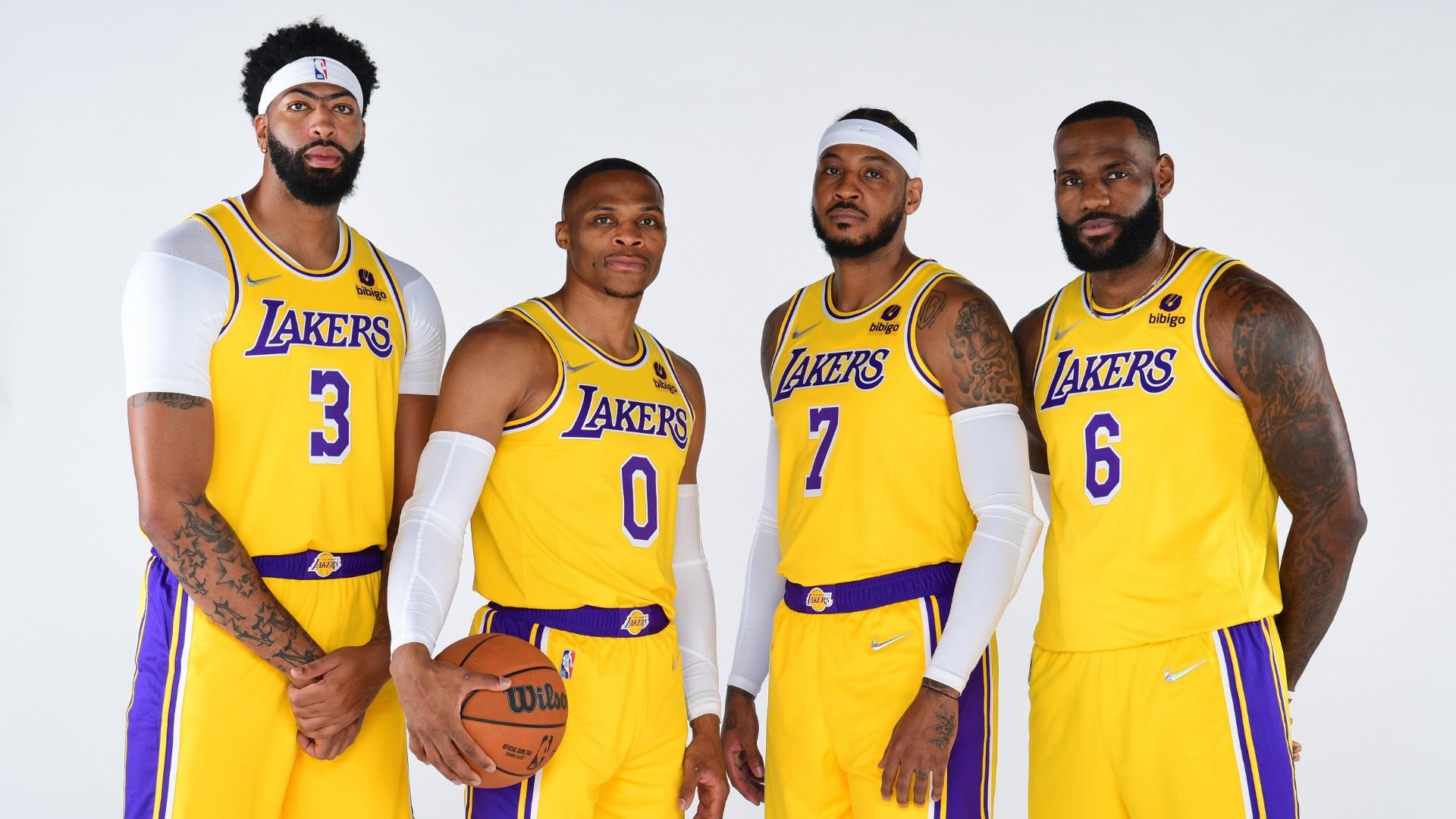 Breaking News Lakers' Bold Decision for 2024 - LeBron, Davis Lead New Star-Studded Lineup