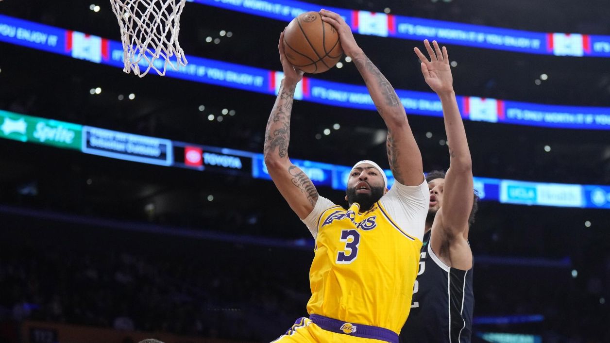Can This Star Player Revitalize the Lakers' Offense A Comprehensive Analysis
