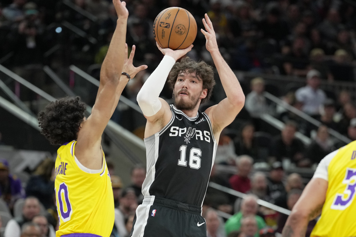 Celtics in Talks to Acquire Cedi Osman from Spurs for Stronger Bench Lineup-----
