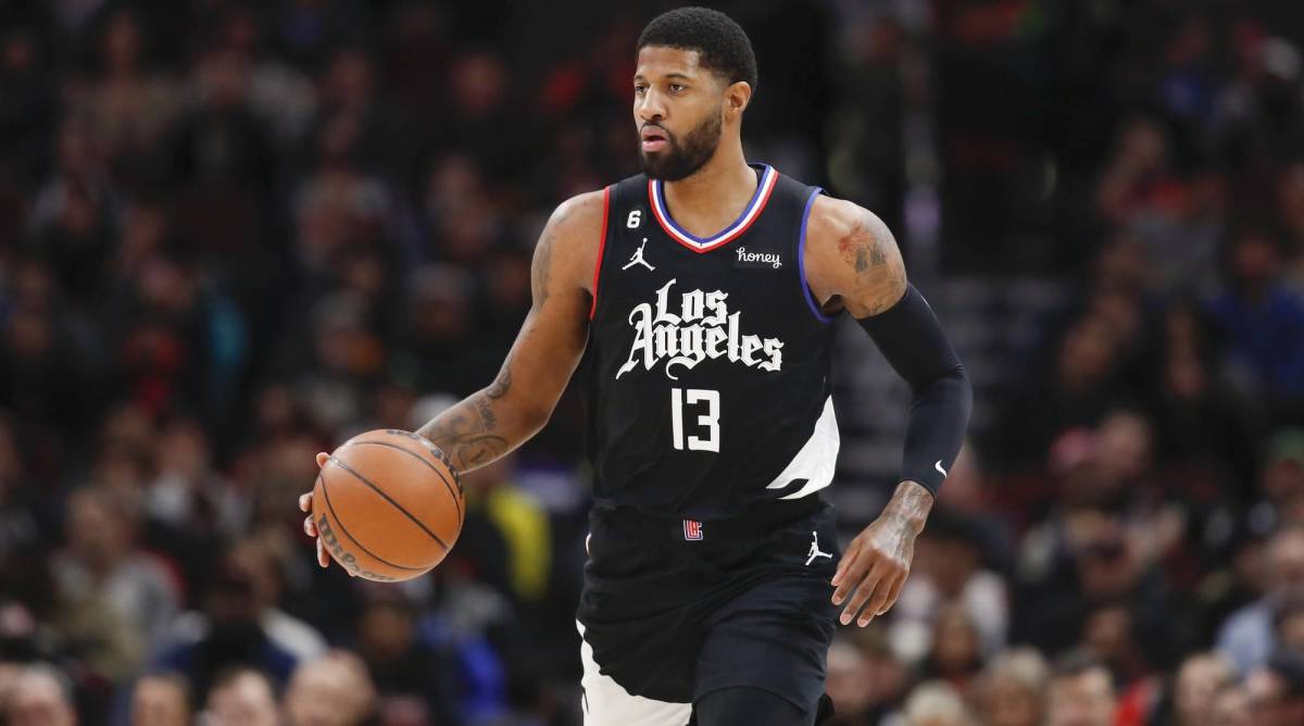 Clippers in Talks to Extend Paul George's Tenure in LA