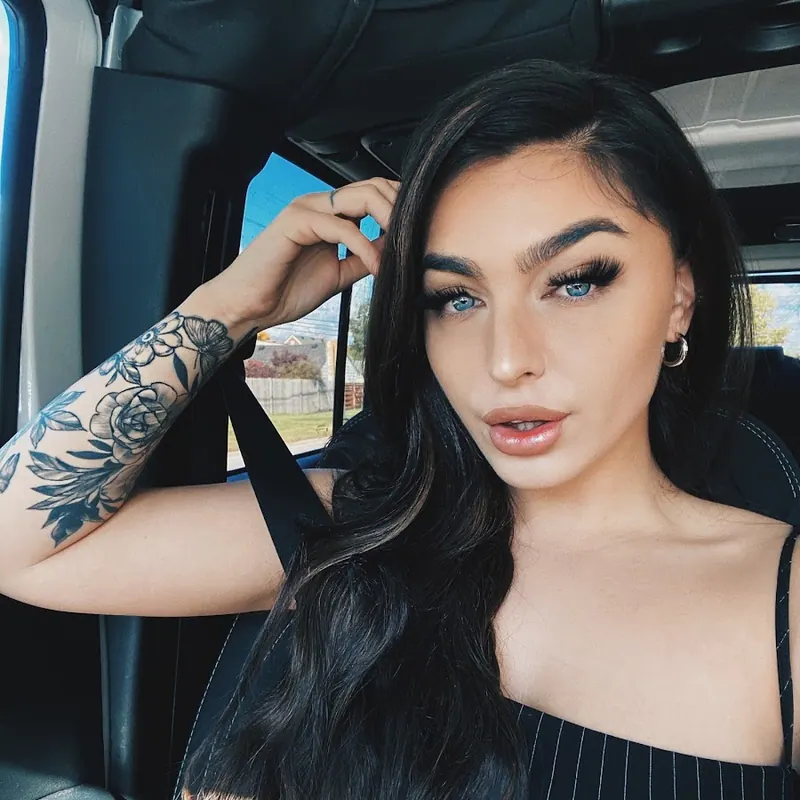 Who Is Emily Rinaudo? All You Need To Know About Mizkif's Sister