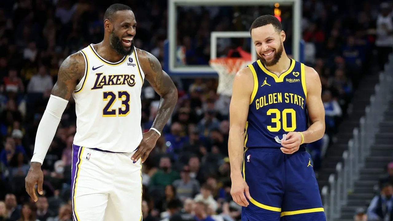 Epic Showdown: Steph Curry's Record Night and LeBron's Winning Free Throws in Warriors-Lakers Thriller