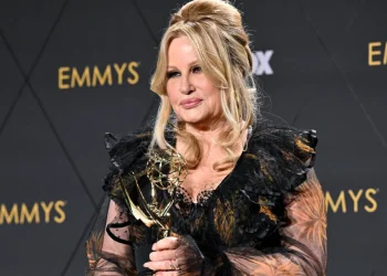 Jennifer Coolidge Joins Momoa and Black in Minecraft Movie Adventure