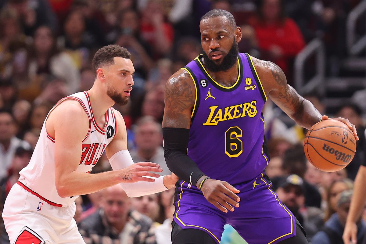 Inside Look Lakers' Trade Talks Shift as LaVine Deal Fades, Focus on Wiggins and Siakam Heats Up