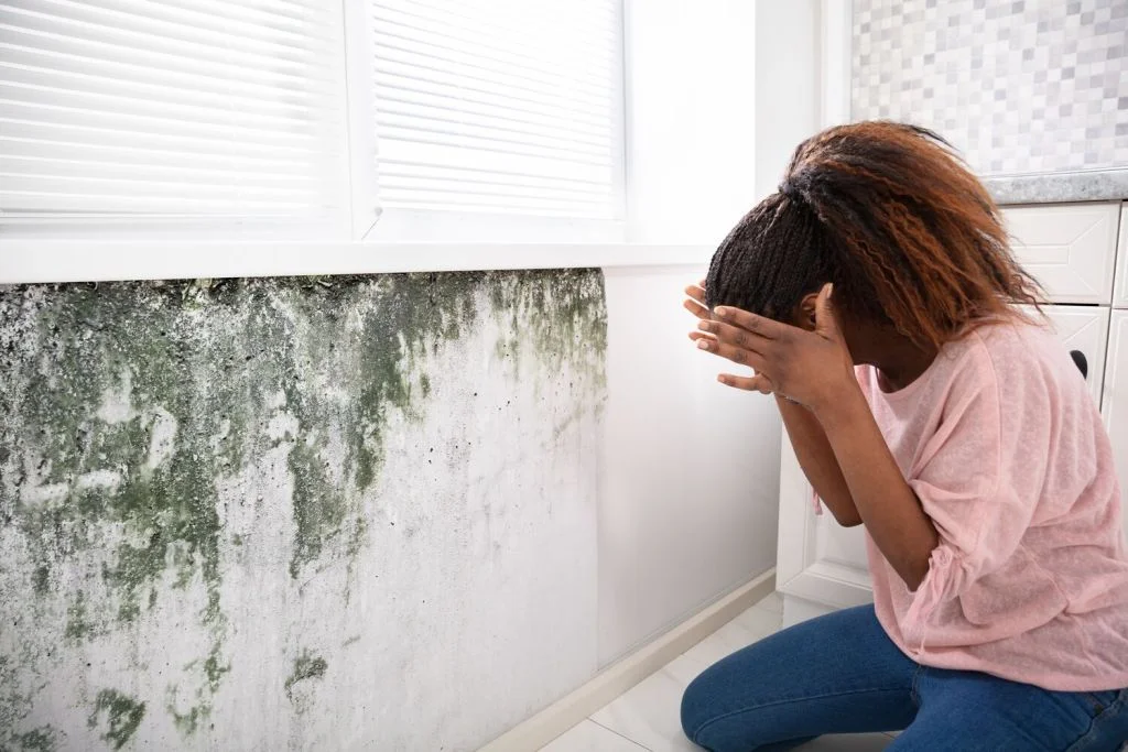 10 Crucial Signs of Mold Toxicity: Essential Awareness for Health and Well-being
