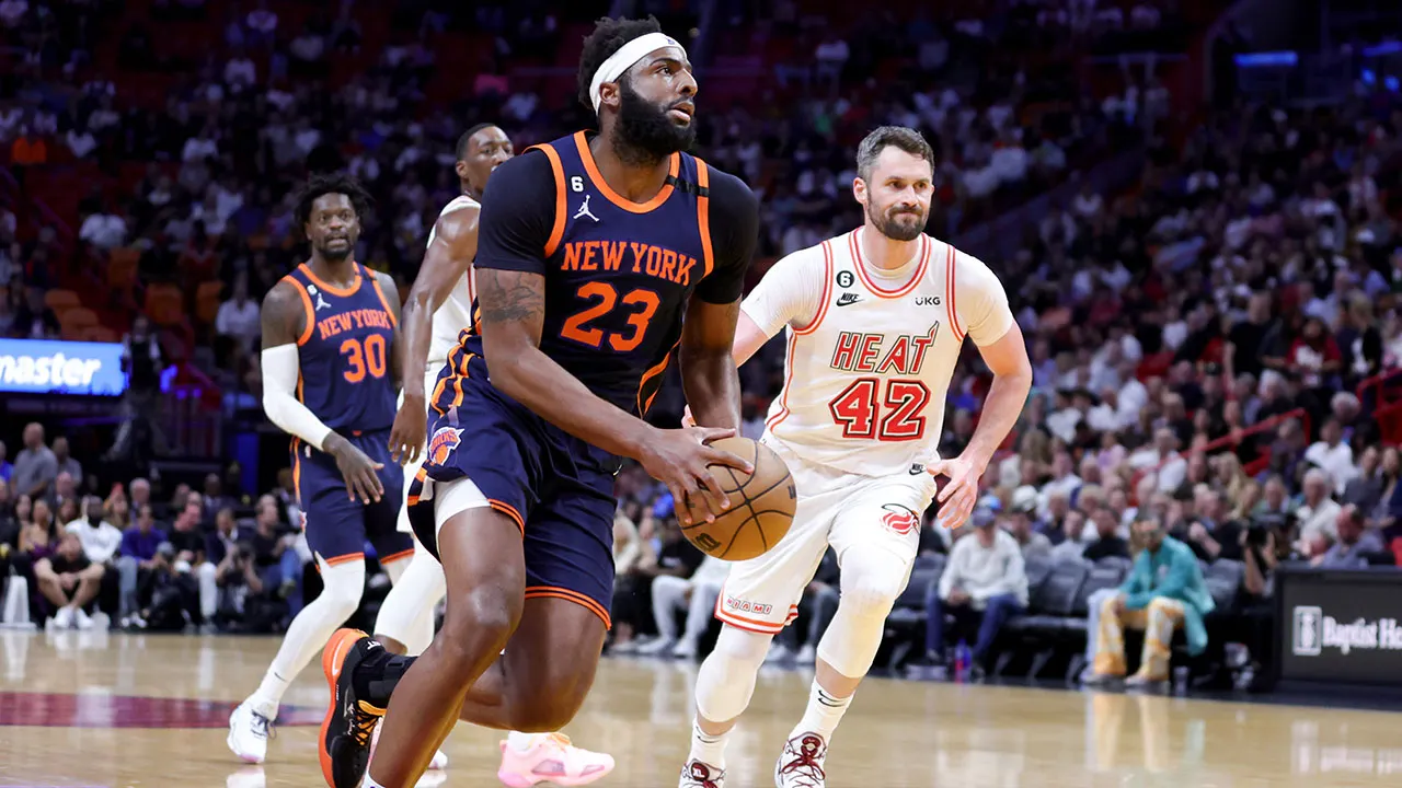 Knicks Anticipate Mitchell Robinson's Return A Game-Changer for the Season Ahead