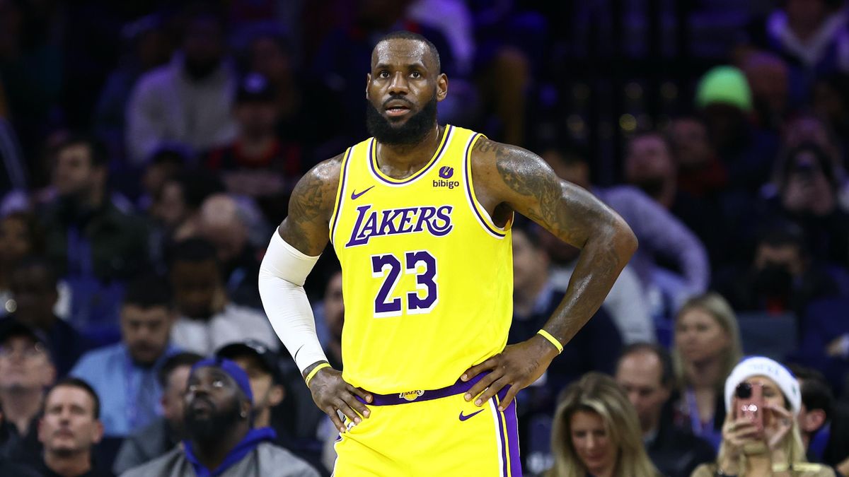 Lakers Stay the Course Despite Trade Rumors and Struggles