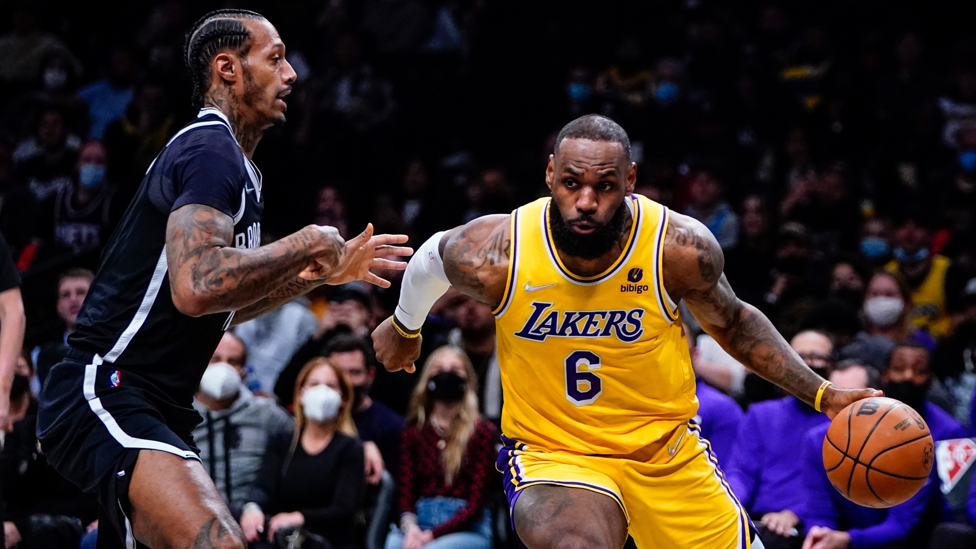 Lakers Stay the Course Despite Trade Rumors and Struggles