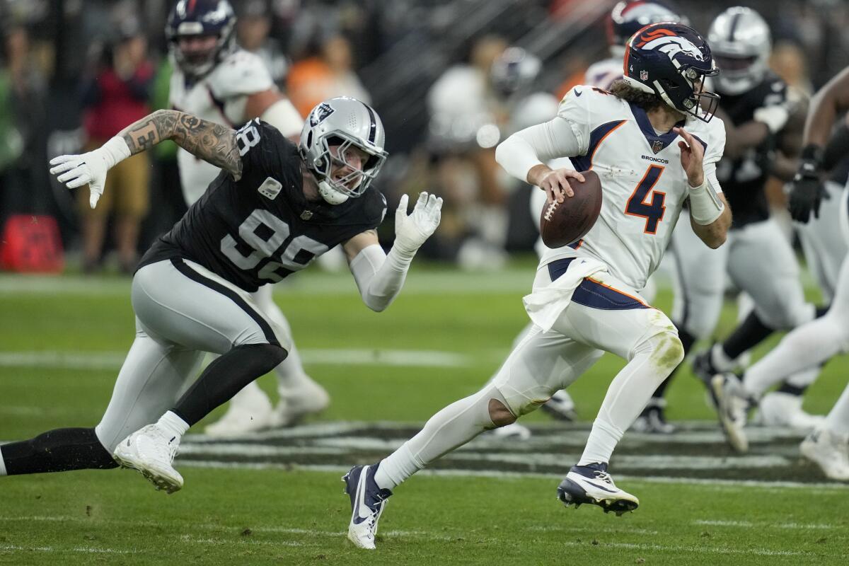 Las Vegas Raiders' Dilemma Maxx Crosby's Trade Threat Over Coach Antonio Pierce's Future-----