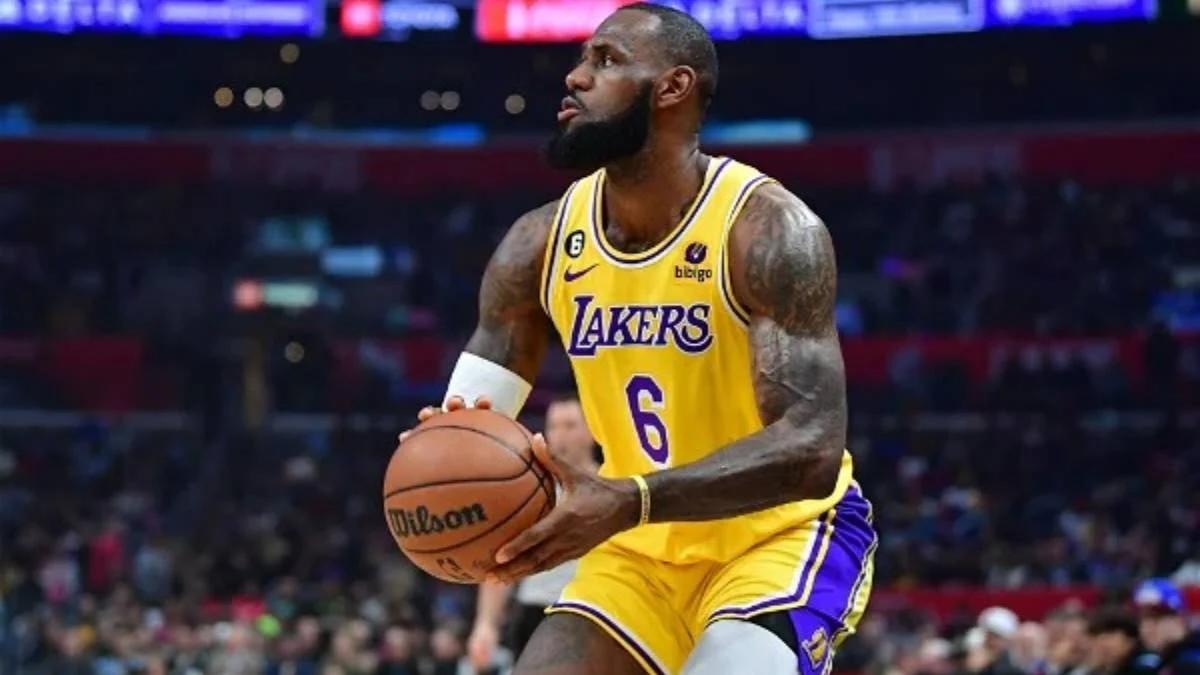 LeBron's Next Move? Top 5 Shocking Trade Scenarios Revealed for NBA's Living Legend