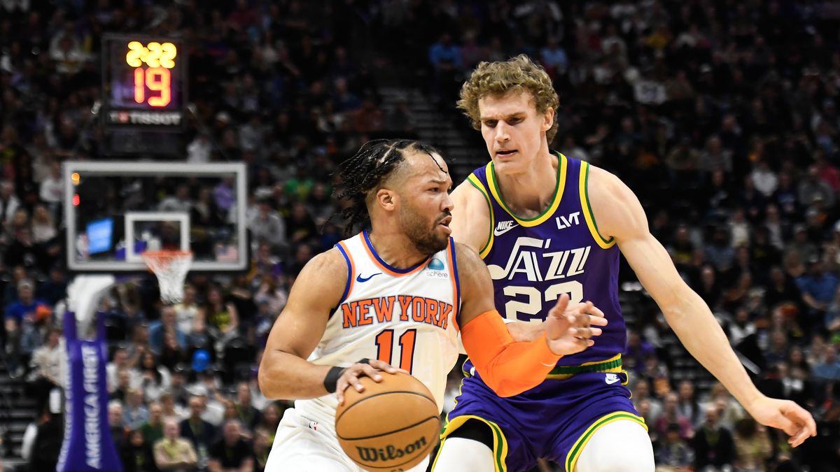 "New York Knicks Trade Deadline Strategy: Seeking Forward Reinforcements"