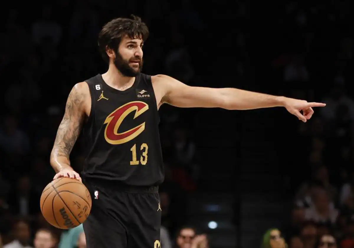 Ricky Rubio's New Chapter: From NBA to FC Barcelona's Training Ground