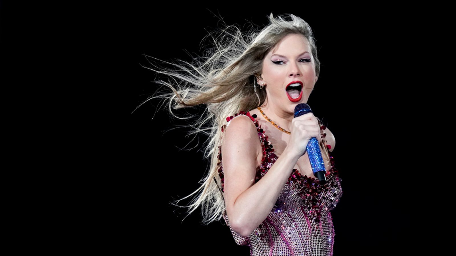 Taylor Swift's Super Bowl Surprise Will She Join Usher on Stage Amid Kelce's Big Game--