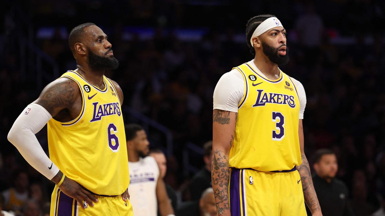 The Lakers' Strategic Pivot in the Trade Market