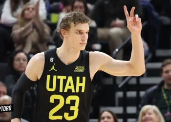 Utah Jazz's Lauri Markkanen Hot Trade Talks Link Him to Golden State Warriors