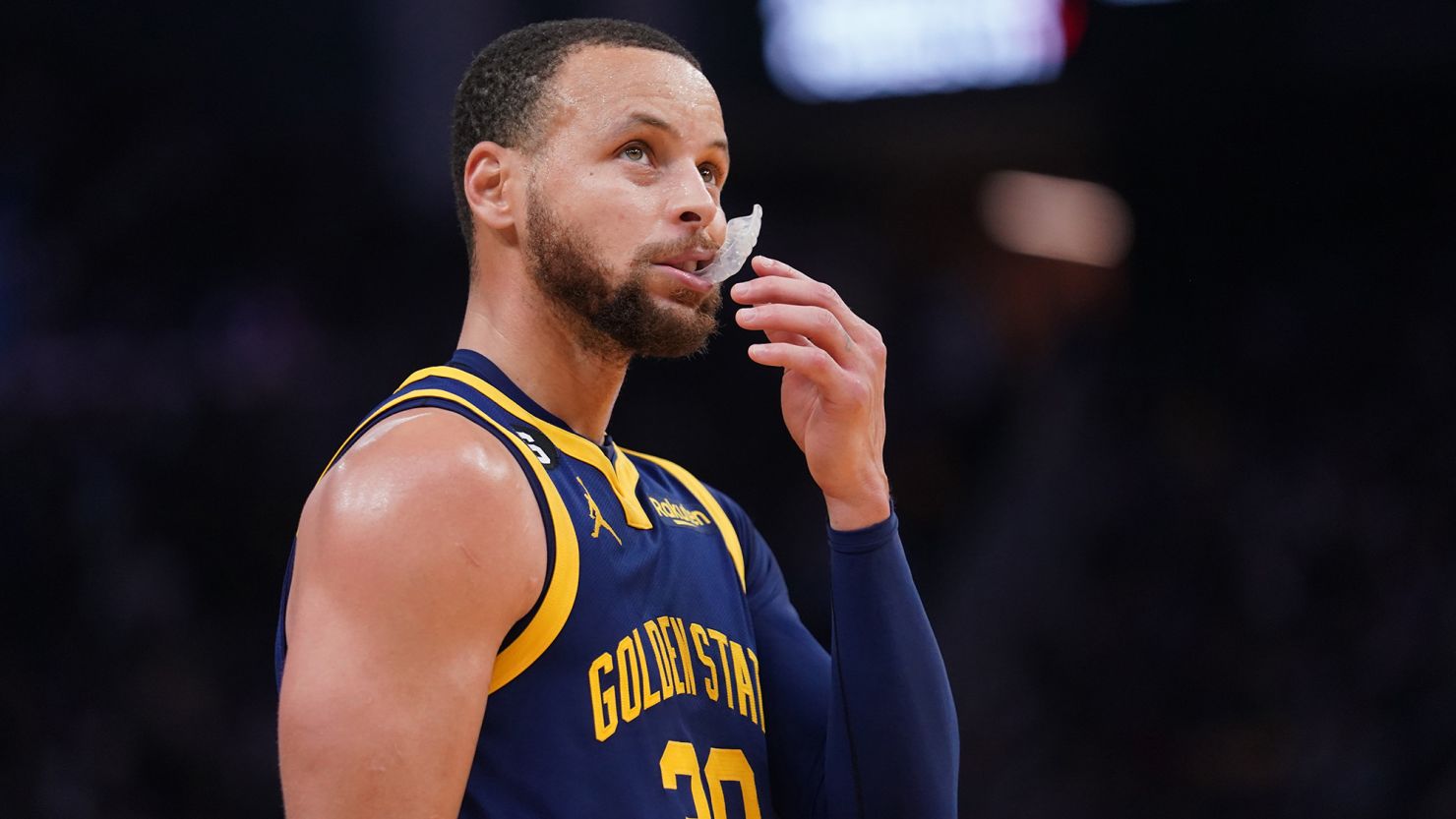 Warriors in Turmoil Stephen Curry Speaks Out on Trade Rumors Amidst Harrison Barnes' Stellar Return