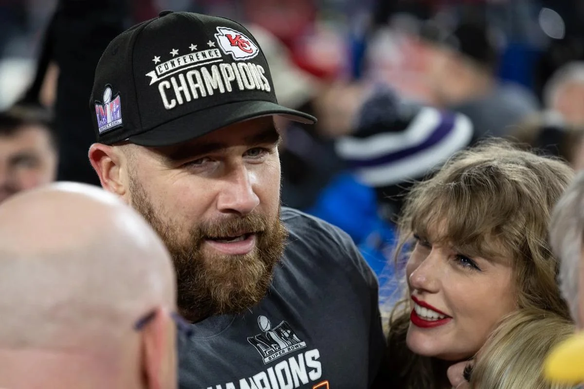 Travis Kelce: Taylor Swift's Boyfriend and Kansas City Chiefs Tight End Star