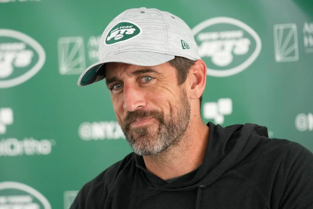 Aaron Rodgers and the Quest for Familiar Faces in New York