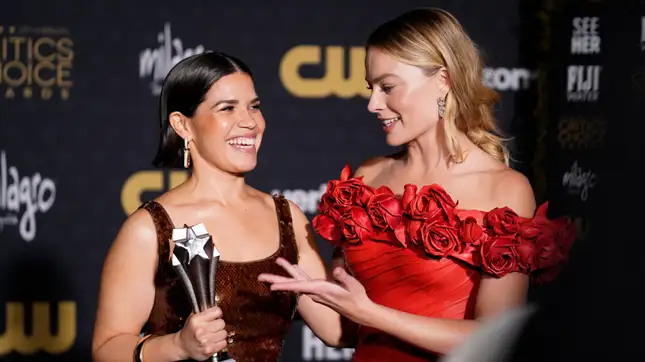 America Ferrera, Margot Robbie