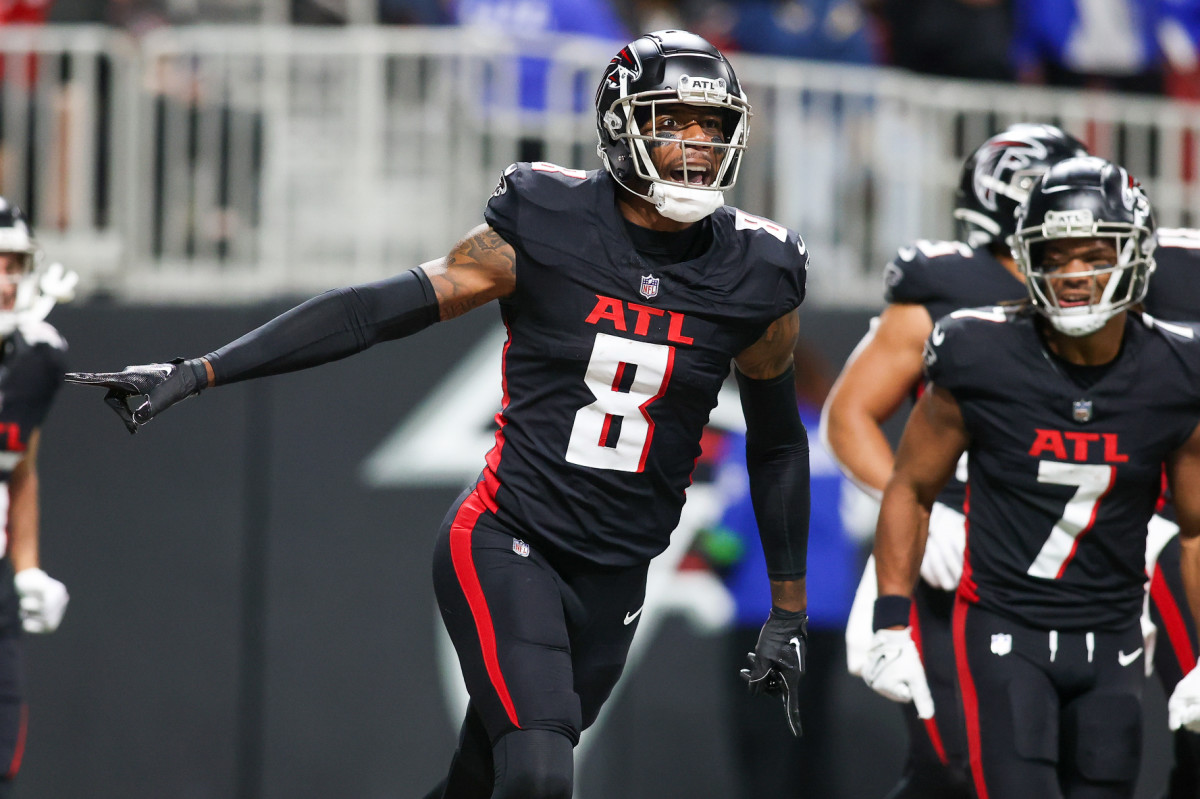 Atlanta Falcons Three Strategic Trades for a Playoff Surge