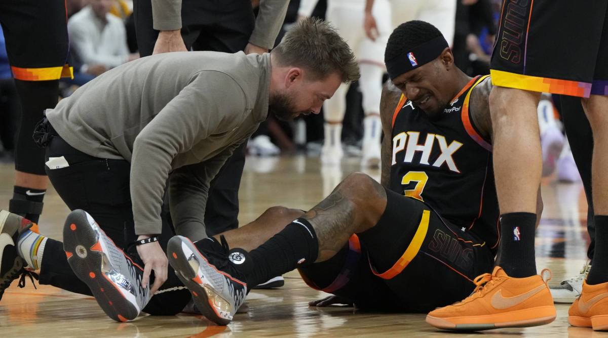 Bradley Beal's Battle with Injuries: A Glimpse into the Phoenix Suns' Star's Struggles