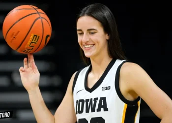 Breaking Records and Barriers How Caitlin Clark is Revolutionizing Women's College Basketball 2 (1)