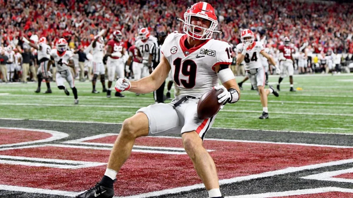 Could Georgia's Star Tight End Brock Bowers Be Teaming Up With Joe Burrow Inside the Cincinnati Bengals' Draft Dreams