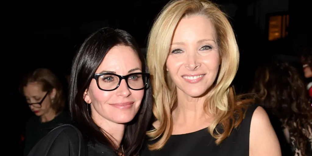 Courteney Cox and Lisa Kudrow