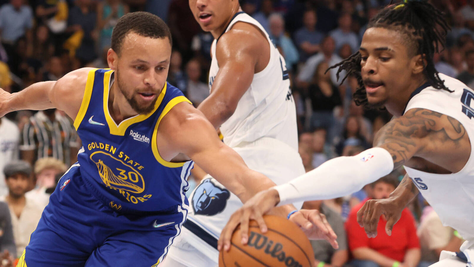 Golden State Warriors vs. Memphis Grizzlies A Rivalry Intensified Amidst Injury Uncertainties.