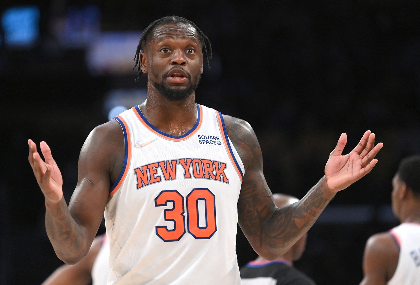 Knicks' New Game Plan: Overcoming Julius Randle's Injury with Team Unity and Strategy