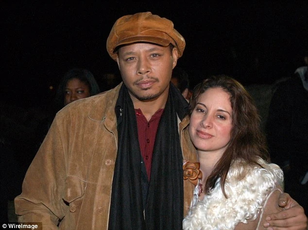 Lori McCommas, Terrence Howard