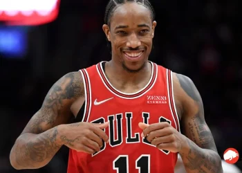 NBA Trade Deadline Drama Unpacking the Bulls' Decision to Hold Onto DeMar DeRozan