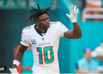 NFL Buzz Why Tyreek Hill is Fighting to Keep Jaylen Waddle from Leaving the Dolphins