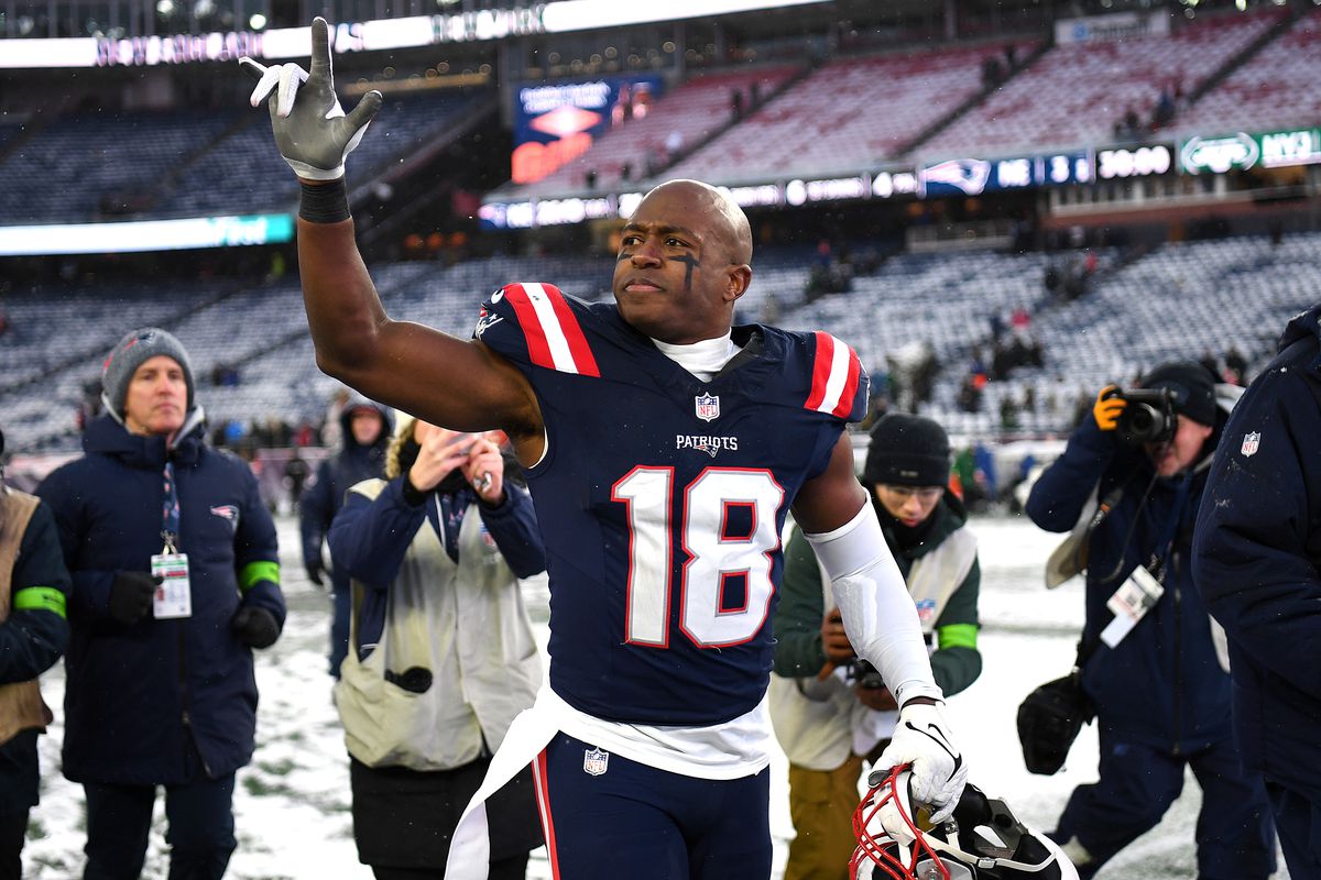 NFL Legend Matthew Slater Retires Tributes from Brady, Belichick Highlight His Unmatched Legacy 