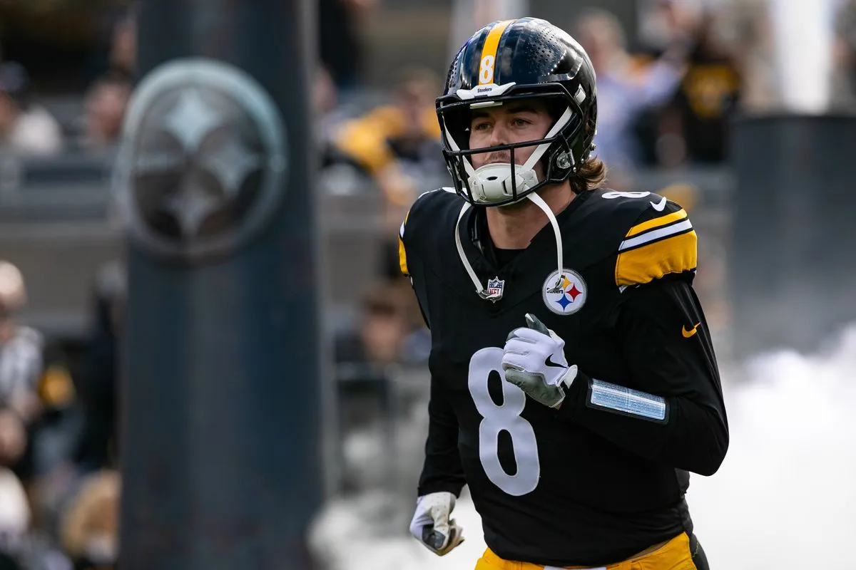 Pittsburgh Steelers Offseason QB Conundrum Navigating Through Rumors and Realities