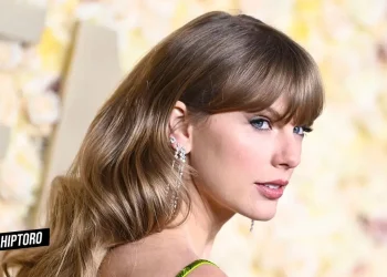 Pop Meets Gridiron How Taylor Swift's Love Story with NFL's Travis Kelce Sparks Joy & Team Spirit