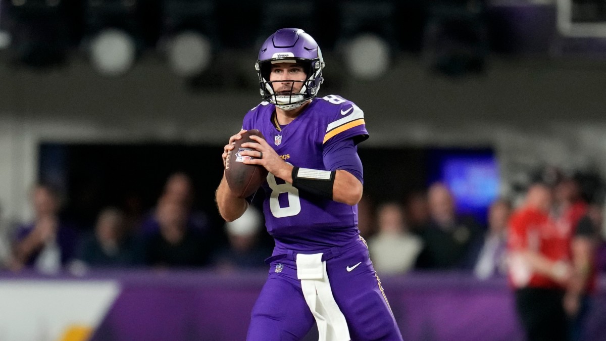 Rallying Behind Kirk Cousins: The Unwavering Support of Vikings Teammates Amid Free Agency Speculations